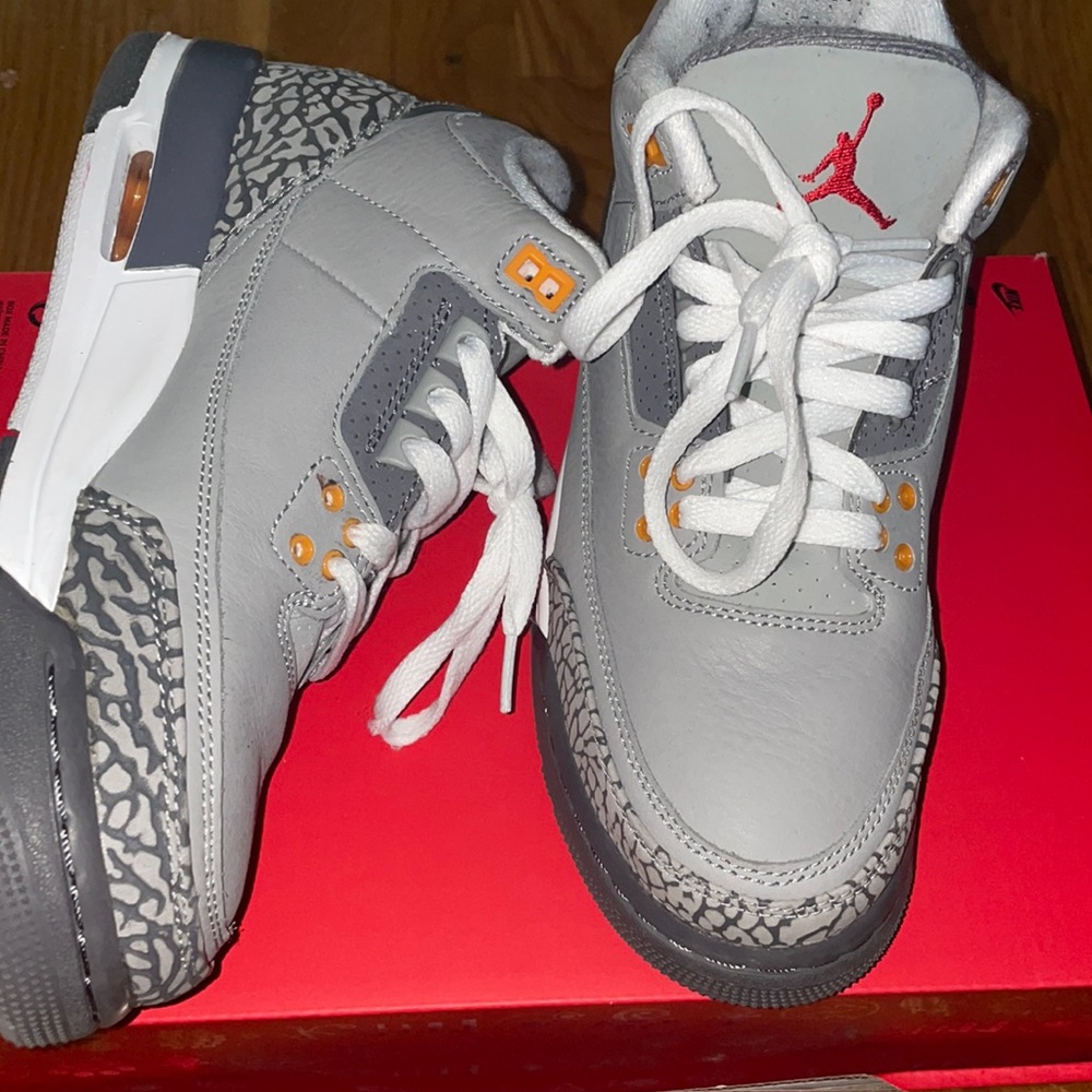 Boys or Girls air Jordan’s 3 cool gray gently used